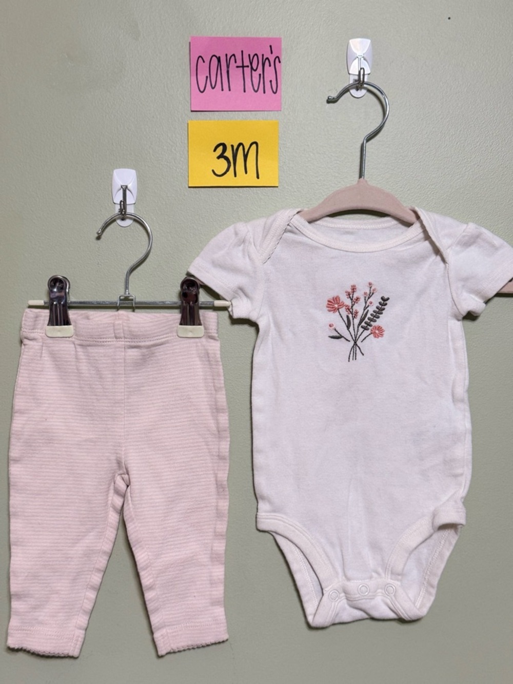 NWOT Carter's Pink Floral 4-Pc. Infant Outfit, 2 Onesies, Cardigan, Leggings, 3M - Picture 2 of 7